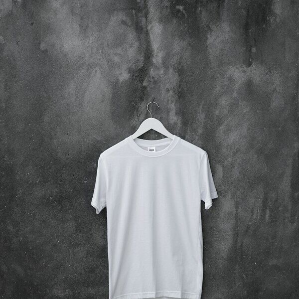 Foto Polo Shirt Katun Pique Pria