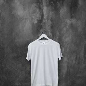 Foto Polo Shirt Katun Pique Pria